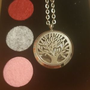 Essential Oils Necklace - Must be an add on